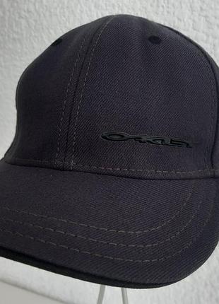 Кепка oakley бейсболка стрейч