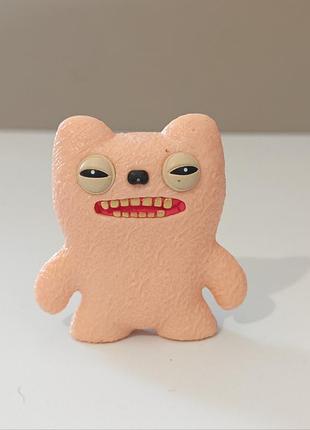Коллекционная виниловая фигурка fuggler (серия funny ugly monster / gold edition).
