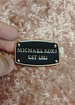 Michael kors бірка металева чорна емаль оригінал шильдик значок на сумку значок