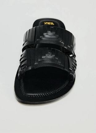 Новые черные кожаные шлепанцы zara 35 размер 🔥