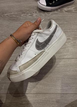 Nike blazer low кеди шкіряні білі з замшею