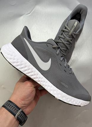 Кроссовки nike revolution 5 grey