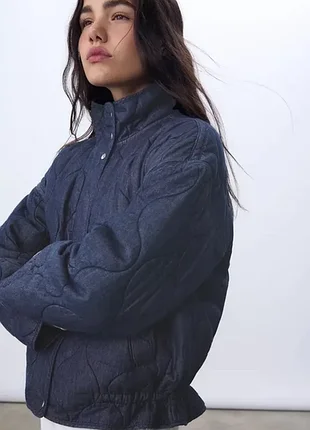Куртка жіноча stradivarius стьобана джинсова оверсайз синя