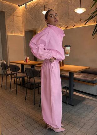 Трендовый женский брючный оверсайз костюм из плащевки