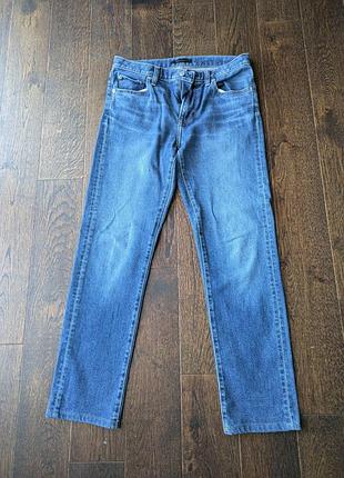 Классические базовые джинсы uniqlo jeans в глубоком синем цвете