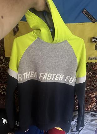 Яскрава брендова худі we fashion (розмір 170/176)