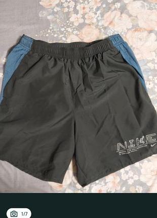 Пподаю шорты nike dri-fit