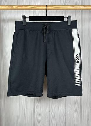 Boss authentic shorts красиві коттонові шорти з гарним дизайном розмір l