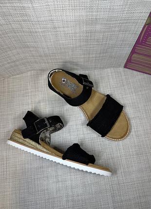 Оригінальні босоніжки сандалі skechers на липучці