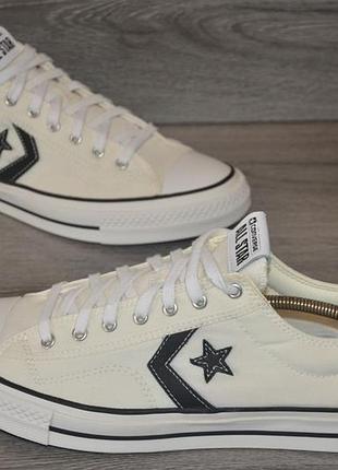 Продам кроссовки фирма converse.