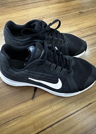 Кросівки nike