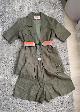 Льняний костюм the coat