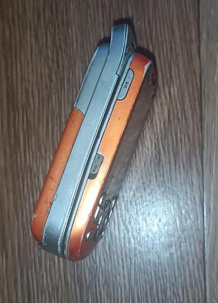 Телефон sony ericsson 550i volkmann 10