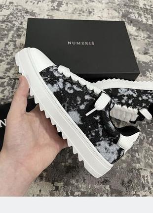 Кеди numeris 3