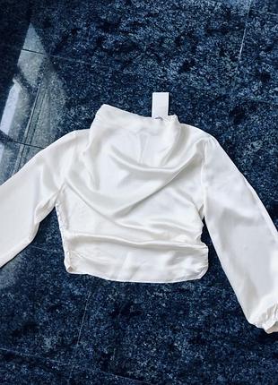 Блуза нарядная zara вискоза цвет молочный
