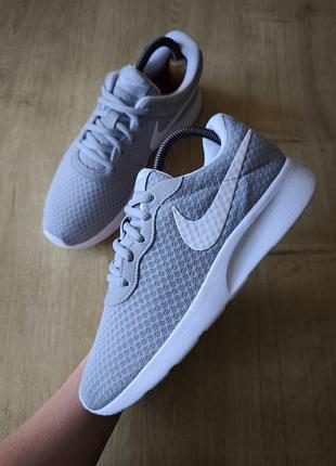 Стильні жіночі кросівки nike, оригінал, р.38.