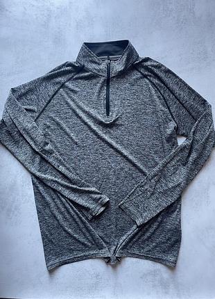 Under armour чоловічий лонгслів,розмір m