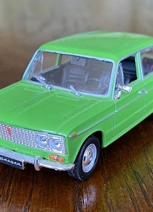 Модель автомобиля ваз-2103 жигули 1:43 deagostini