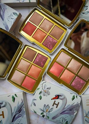 Палетка для обличчя hourg lass ambient lighting edit unlocked - swan