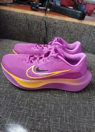 Женские беговые кроссовки nike zoom fly 5 в цвете "hyper violet/laser orange" (артикул dm8974-502)