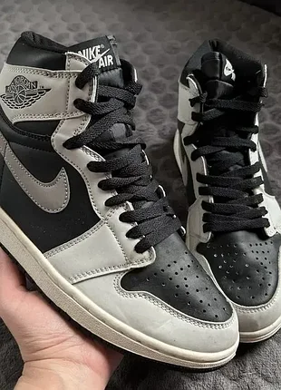 Мужские баскетбольные кроссовки nike air jordan 1 retro. p. 41.