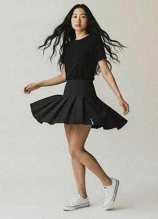Спідниця жіноча bershka чорна плісе з бічною блискавкою, розмір s