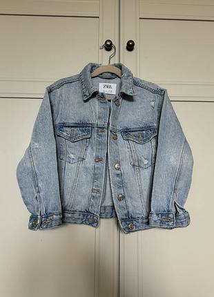 Дитяча джинсова курточка zara .