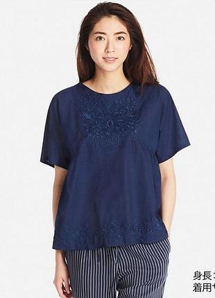 Легенька бавовняна блуза з вишивкою від uniqlo
