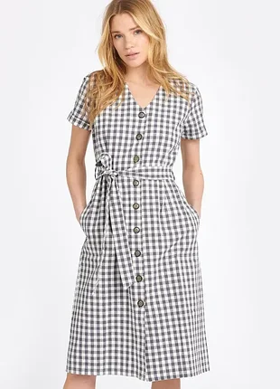 Роскошное миди платье в стиле casual