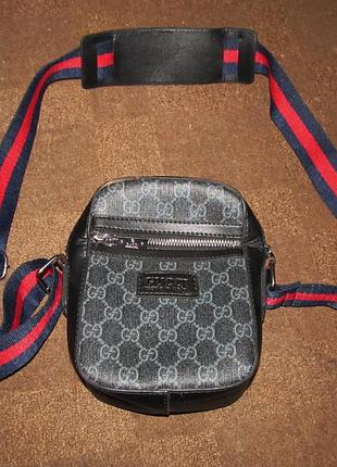 Сумочка через плече gucci