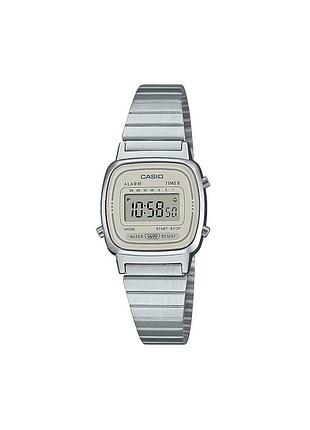Часы casio в винтажном стиле