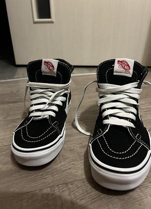 Кросівки vans унісекс чорні з білим