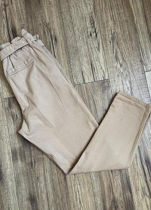 Нові пісочні джинси denim co