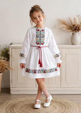 Вышитое платье для девочки 116-128 см, праздничное