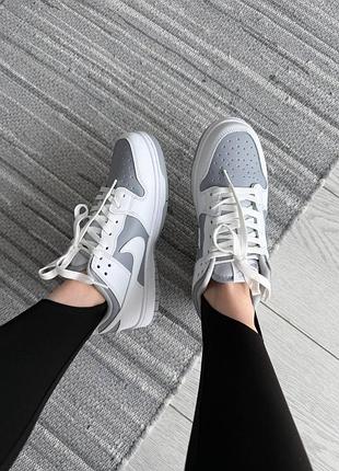 Nike sb dunk low grey white