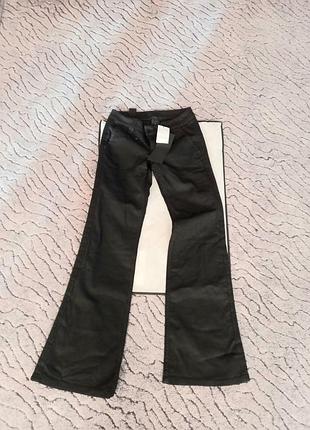 Брюки клеш новые  плотные denim разм.44-46