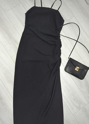 Элегантное черное миди платье zara с эффектом драпировки
