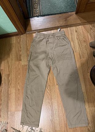 Бежевые брюки zara