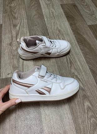 35 р устілка 23 см reebok кросівки для дівчинки шкільні шкільне взуття