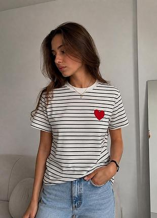 Смугаста футболка з червоним сердечком 🤍❤️