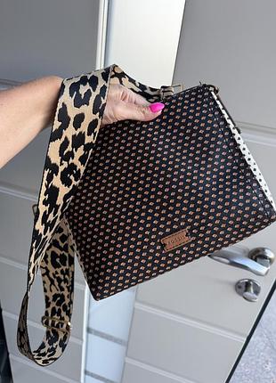 Оригінальна повсякденна сумка кросбоді fossil emma crossbody (артикул моделі zb6901) 👛