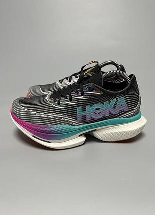 Професійні бігові кросівки з карбоновою пластиною hoka one one cielo x1 (carbon fiber plate) оригінал 1147910 bcq