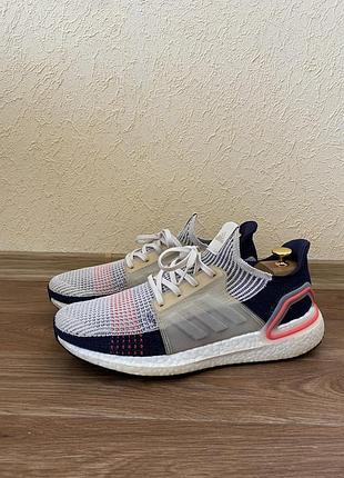 Чоловічі бігові кросівки adidas ultraboost 19 розмір 44