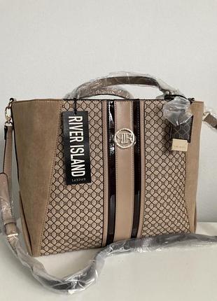 Сумка від бренду river island