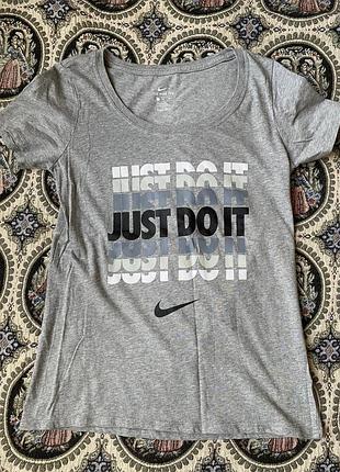 Футболка  жіноча унісекс nike сіра
