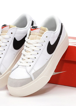 Blazer low platform