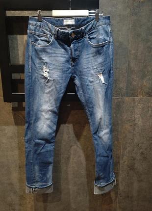 Круті чоловічі джинси zara man usa 32/eur 42 з декоративними потертостями