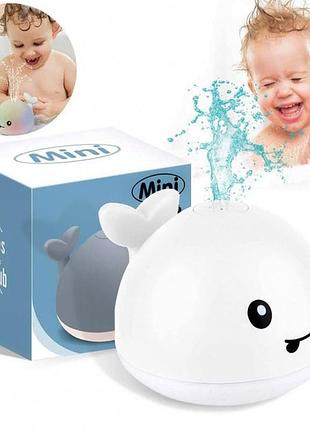 Игрушка для купания малышей кит с фонтанчиком mini whale fountain игрушка