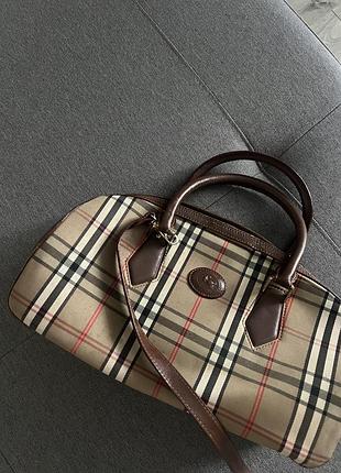 Шкіряна сумка під burberry