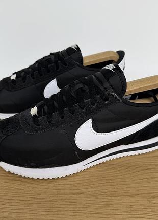 Оригінальні кросівки nike cortez